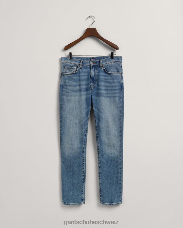 Männer Hayes Slim-Fit-Jeans 0LP6X402 GANT Mittelblau getragen